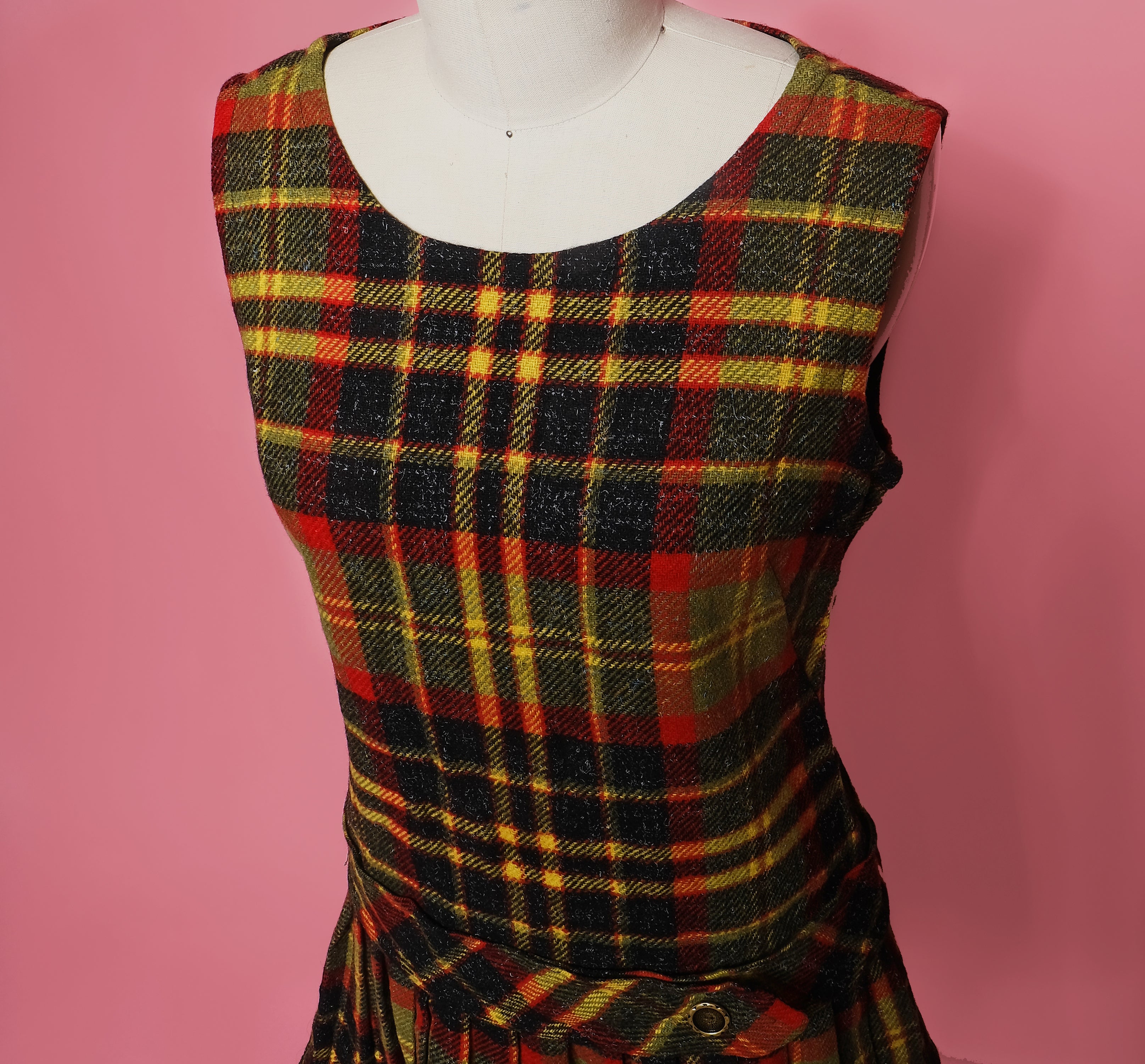 Vtg 60s Plaid Mod Drop Waist Dress Size M – Gimme Danger Inc