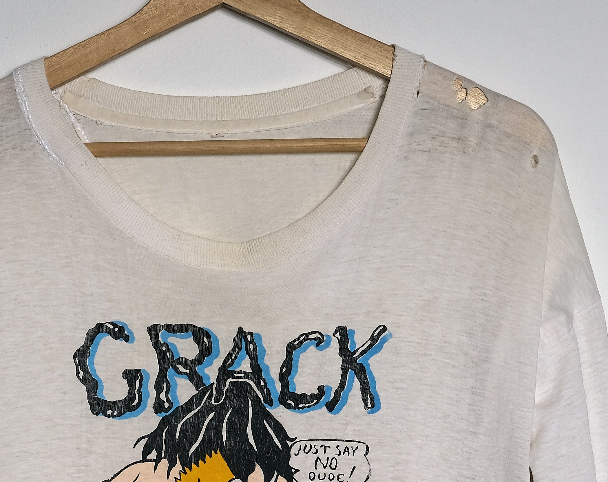 Vtg Paper Thin Bart Simpson Crack Kills Tee