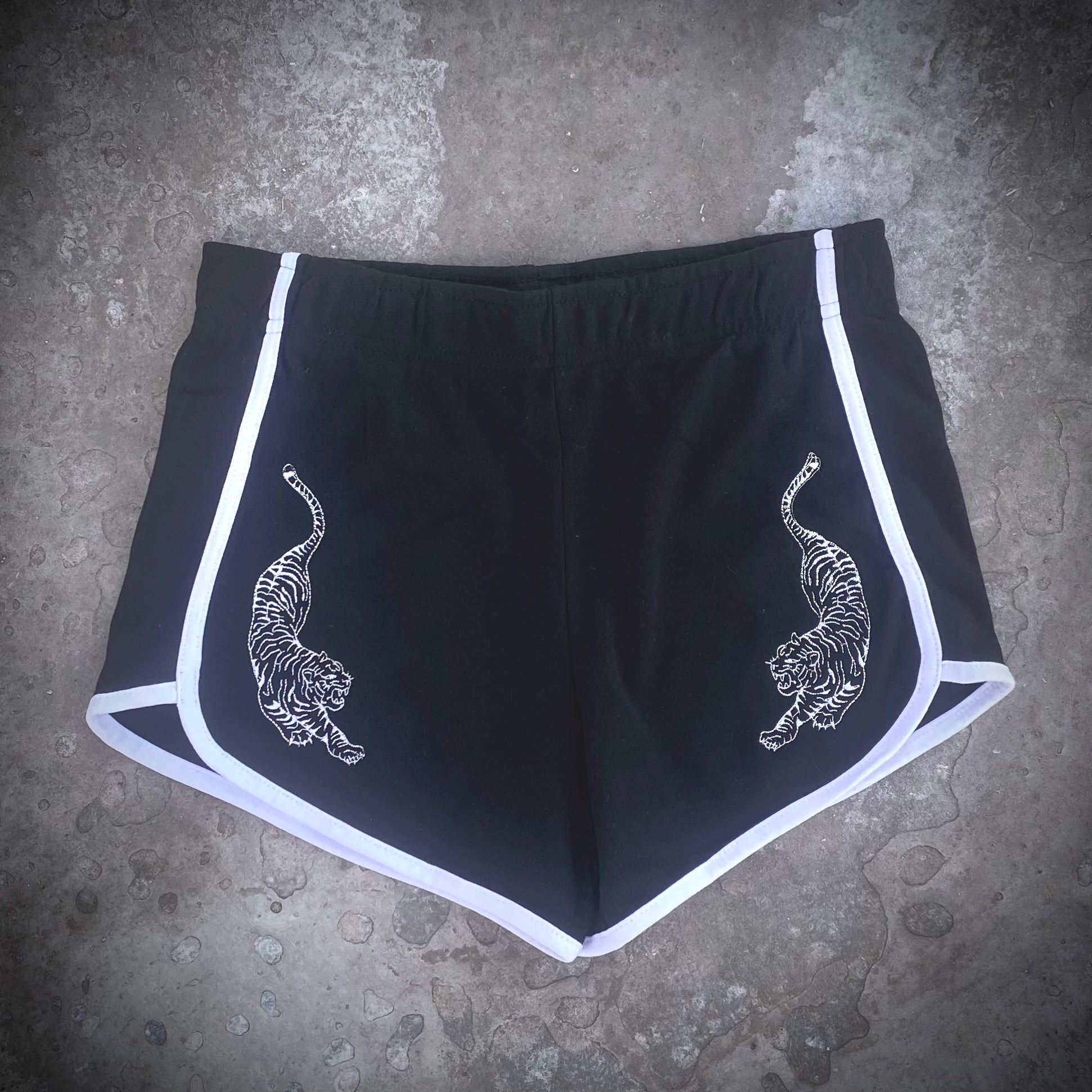 Le Tigre Embroidered Shorts